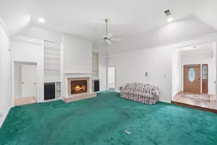 1013 Glenshannon Ave, Friendswood, TX 77546 - Photo 9