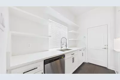 6734 Lozier Street, Houston, TX 77021 - Photo 9