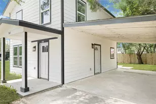 507 E 3rd St, El Campo, TX 77437 - Photo 3