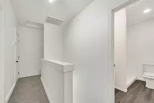 507 E 3rd St, El Campo, TX 77437 - Photo 17