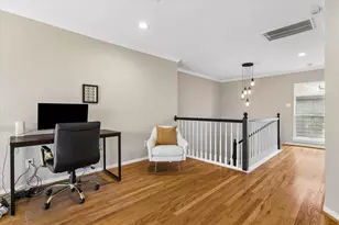 306 Fargo St, Houston, TX 77006 - Photo 21
