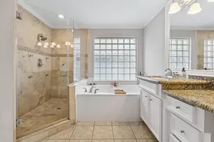 306 Fargo St, Houston, TX 77006 - Photo 17