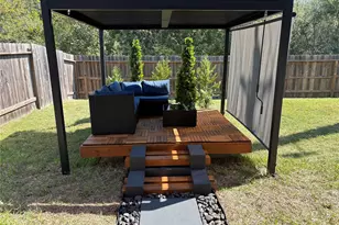 12823 Tokenhouse Ln, Houston, TX 77047 - Photo 3