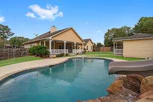 189 Northwood Park, Livingston, TX 77351 - Photo 3