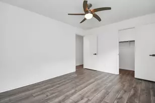 1914 Courtney Ln Dr, Houston, TX 77042 - Photo 11