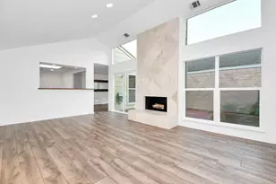 1914 Courtney Ln Dr, Houston, TX 77042 - Photo 13