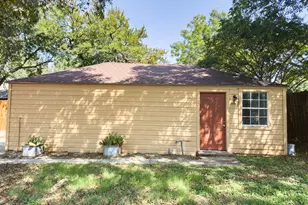 2222 Carnes St, Dallas, TX 75208 - Photo 9