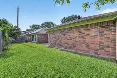 5209 Spring Circle Drive, Pearland, TX 77584 - Photo 47