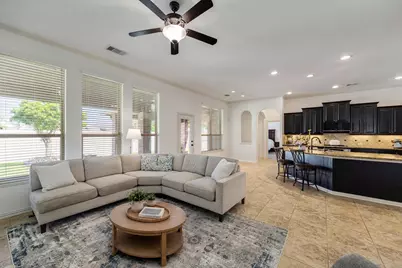 283 W Creek Drive, League City, TX 77573 - Photo 7