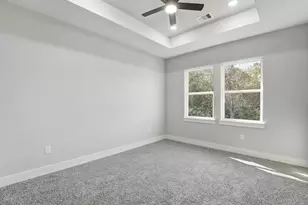 8303 Venus St, Houston, TX 77088 - Photo 19