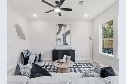 8303 Venus Street, Houston, TX 77088 - Photo 13