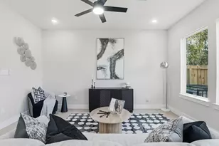 8303 Venus St, Houston, TX 77088 - Photo 13