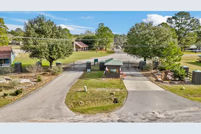 54 Lakecrest Lane, Huntsville, TX 77340 - Photo 5