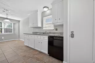 5834 Fallengate Dr, Spring, TX 77373 - Photo 11