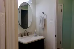 58 Lakeside Dr, Hitchcock, TX 77563 - Photo 19