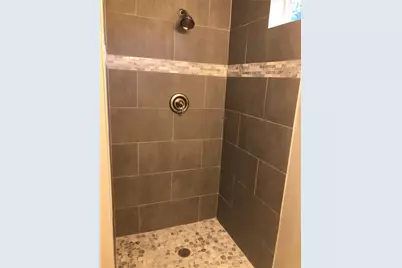 5238 Carmen Street, Houston, TX 77033 - Photo 11