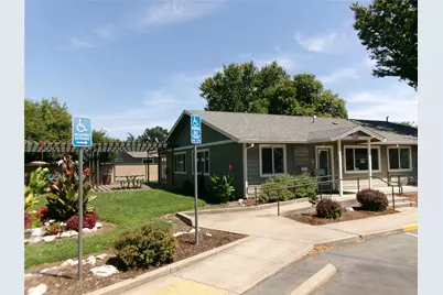 1526 Spruce Street, Anderson, CA 96007 - Photo 3