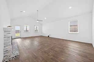 20367 Tembec Dr, New Caney, TX 77357 - Photo 15