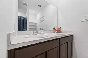 1119 Dewberry Downs Ln, Houston, TX 77090 - Photo 11