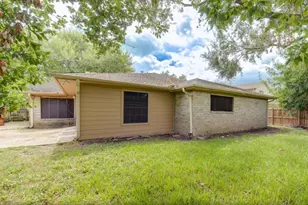 10727 Sagewillow Ln, Houston, TX 77089 - Photo 9