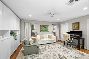 404 W Saulnier St, Houston, TX 77019 - Photo 5
