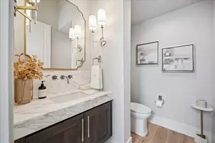 19 Wentworth Gate Path, Houston, TX 77027 - Photo 9