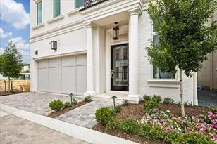 19 Wentworth Gate Path, Houston, TX 77027 - Photo 5