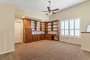 3218 Freshmeadows Dr, Houston, TX 77063 - Photo 23