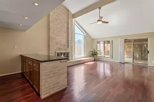 3218 Freshmeadows Dr, Houston, TX 77063 - Photo 1