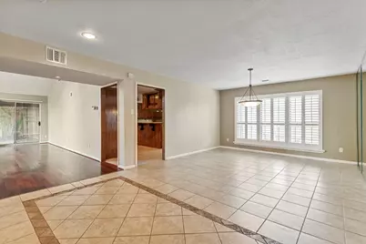 3218 Freshmeadows Drive, Houston, TX 77063 - Photo 15