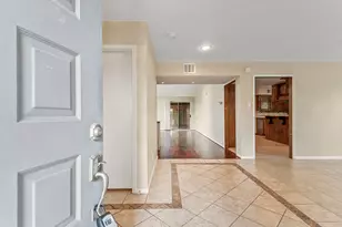 3218 Freshmeadows Dr, Houston, TX 77063 - Photo 7