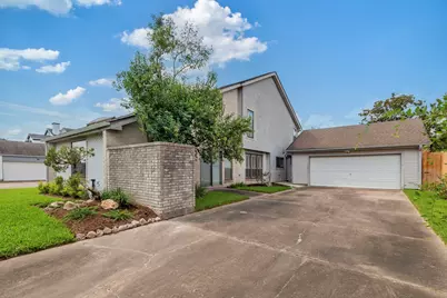 3218 Freshmeadows Drive, Houston, TX 77063 - Photo 5