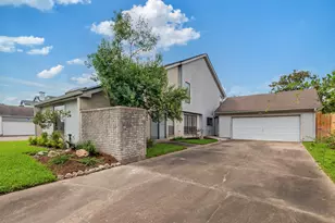 3218 Freshmeadows Dr, Houston, TX 77063 - Photo 5