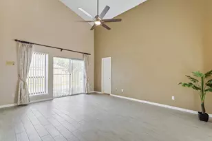 3218 Freshmeadows Dr, Houston, TX 77063 - Photo 17