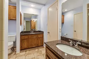 3218 Freshmeadows Dr, Houston, TX 77063 - Photo 25
