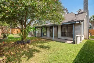 3218 Freshmeadows Dr, Houston, TX 77063 - Photo 27