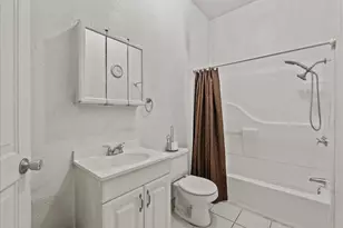 3322 Ave Q 1/2, Galveston, TX 77550 - Photo 23