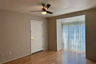 12633 Memorial Dr, Houston, TX 77024 - Photo 19