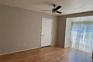 12633 Memorial Dr, Houston, TX 77024 - Photo 17