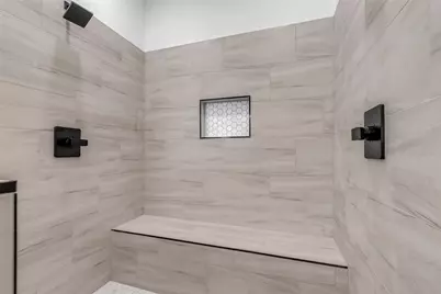 5310 Kindred Garden Lane, Houston, TX 77091 - Photo 17