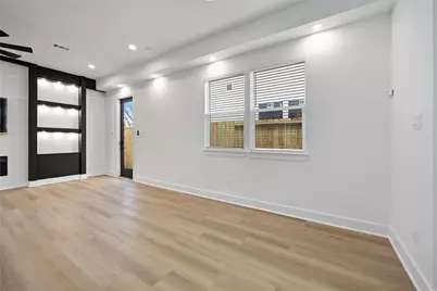 8313 Bassett Street #A/B, Houston, TX 77051 - Photo 11