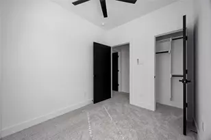 8313 Bassett St, Houston, TX 77051 - Photo 29