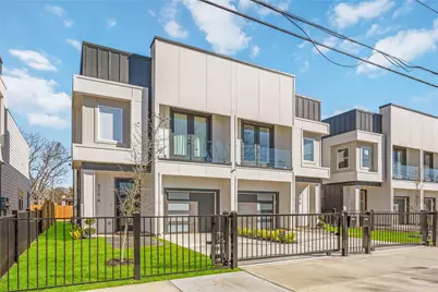 8313 Bassett Street #A/B, Houston, TX 77051 - Photo 3