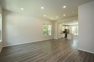 109 Seminole Dr, Montgomery, TX 77316 - Photo 5