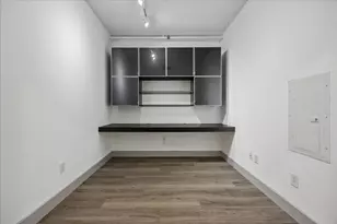 1901 Post Oak Blvd, Houston, TX 77056 - Photo 3