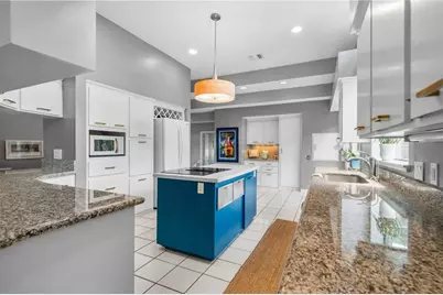 100 Cove W, Montgomery, TX 77356 - Photo 17