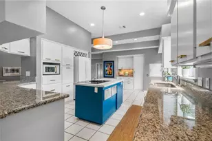 100 Cove W, Montgomery, TX 77356 - Photo 17