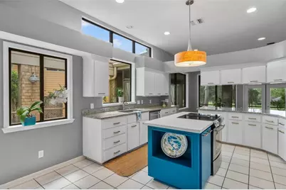 100 Cove W, Montgomery, TX 77356 - Photo 15