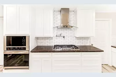 7575 Coburn Drive, Beaumont, TX 77707 - Photo 7