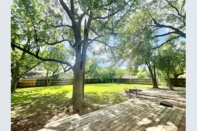 217 13th Avenue N, Texas City, TX 77590 - Photo 17